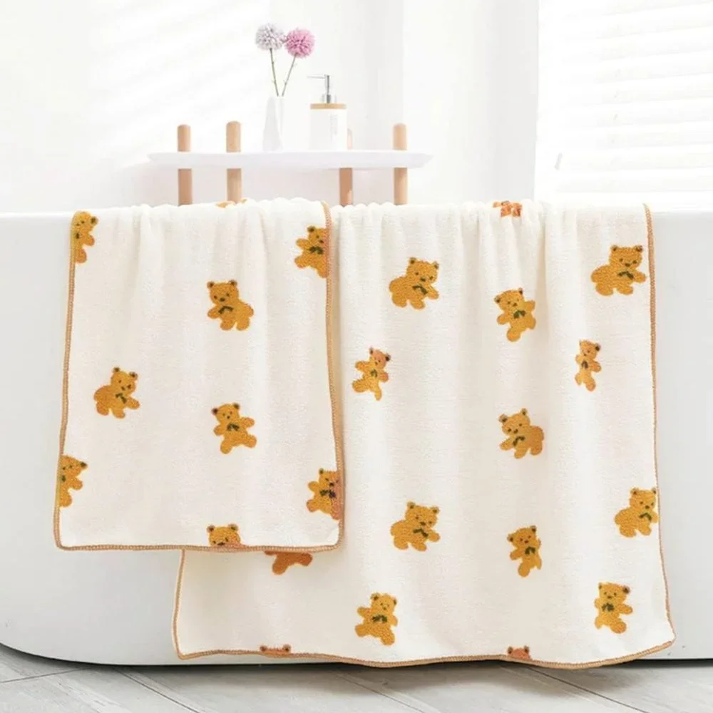 Cute Bear Print Bath Towels Set